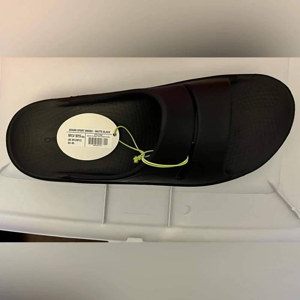NWT- OOFOS OOahh Sport Slide Sandal, Unisex- Men’s Size 13, Women’s Size 15